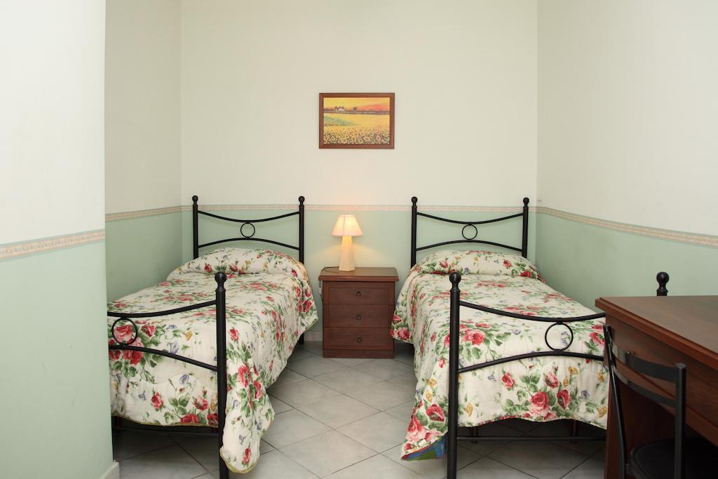 Bed And Breakfast Gigi Фурчи Сикуло Екстериор снимка
